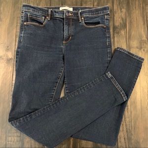 BANANA REPUBLIC PREMIUM DENIM